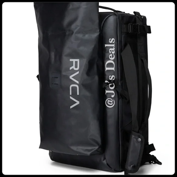 ๐ฅ RVCA ZAK NOYLE CAMERA DUFFLE BAG ๐ฅ - Picture 8 of 14